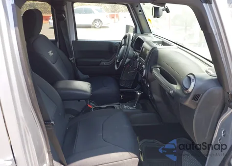 2016 Jeep Wrangler Unlimited Sport z USA, uszkodzony, nr VIN 1C4BJWDG7GL109953